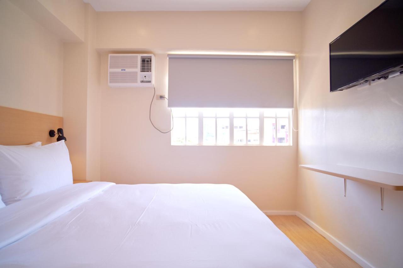 Bridge Hotel Express Cagayan de Oro Kültér fotó