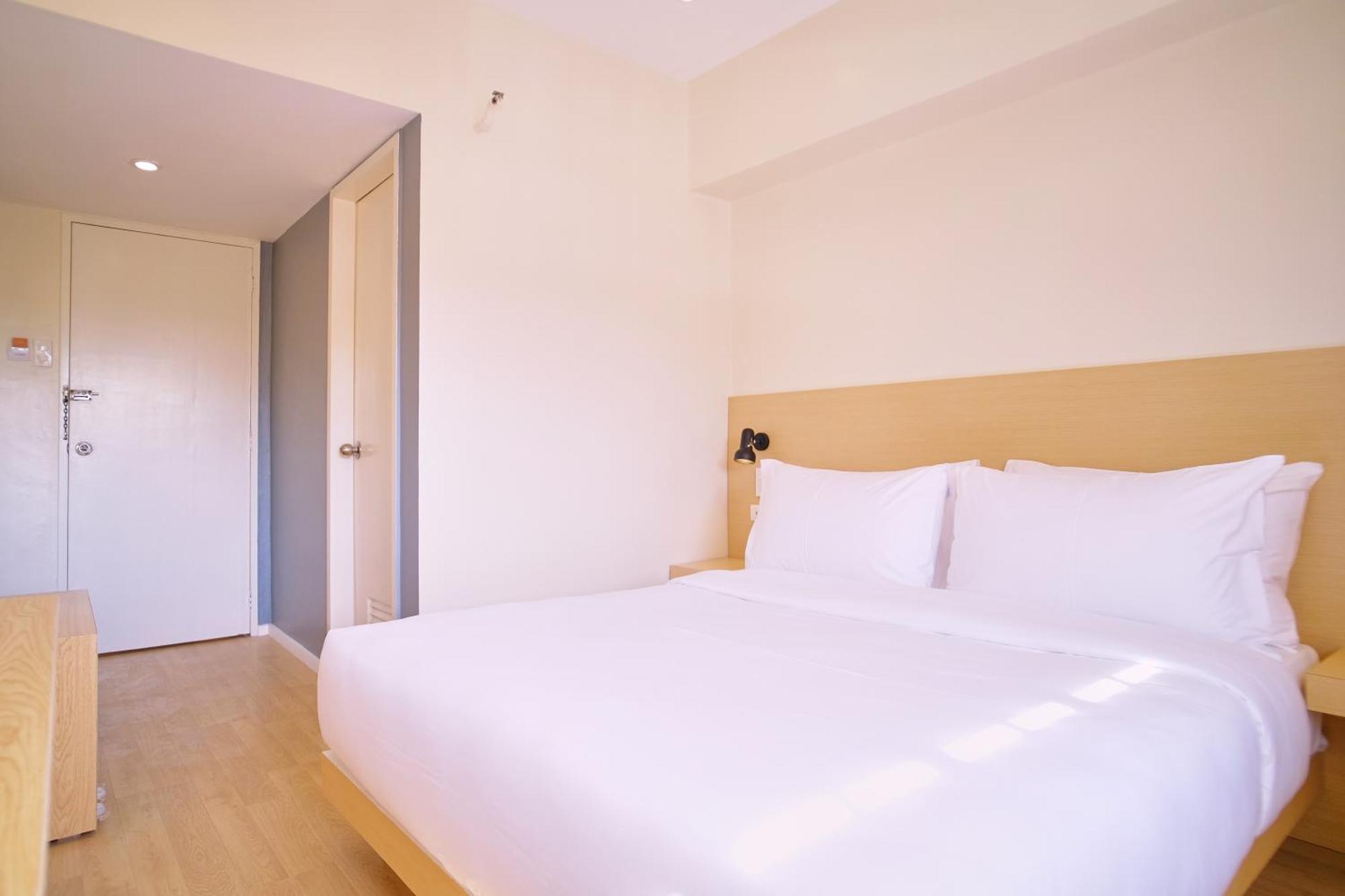 Bridge Hotel Express Cagayan de Oro Kültér fotó